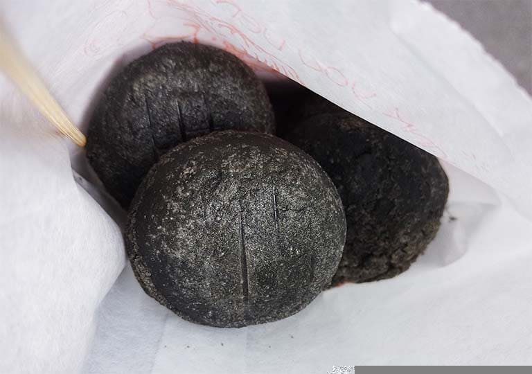 黑金乳酪球