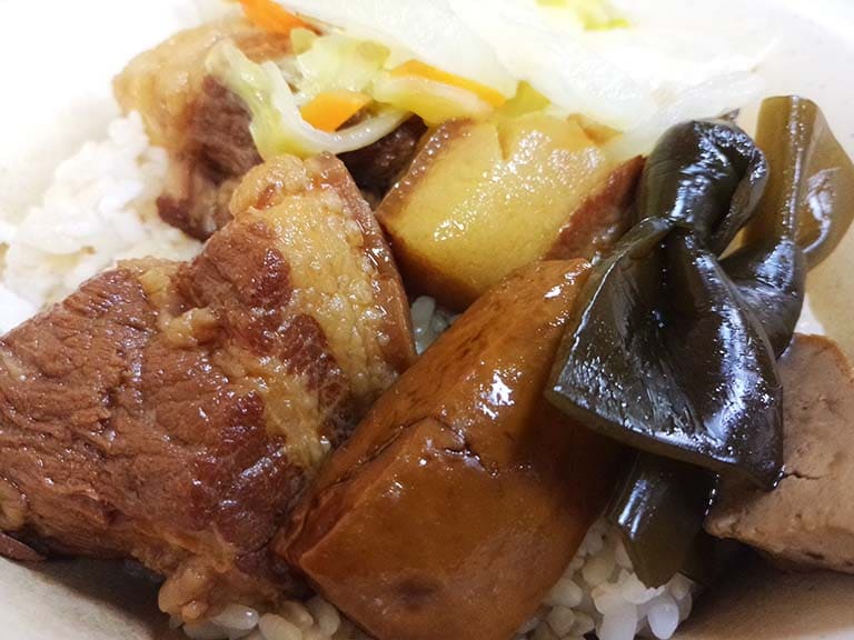 控肉飯