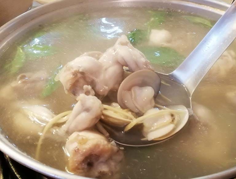 蒜子蛤仔田雞湯