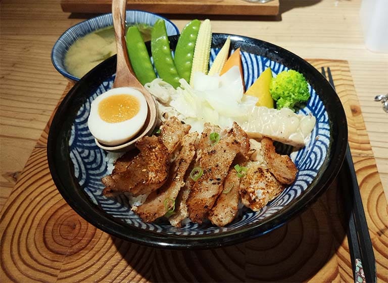 焦香脆豬特盛